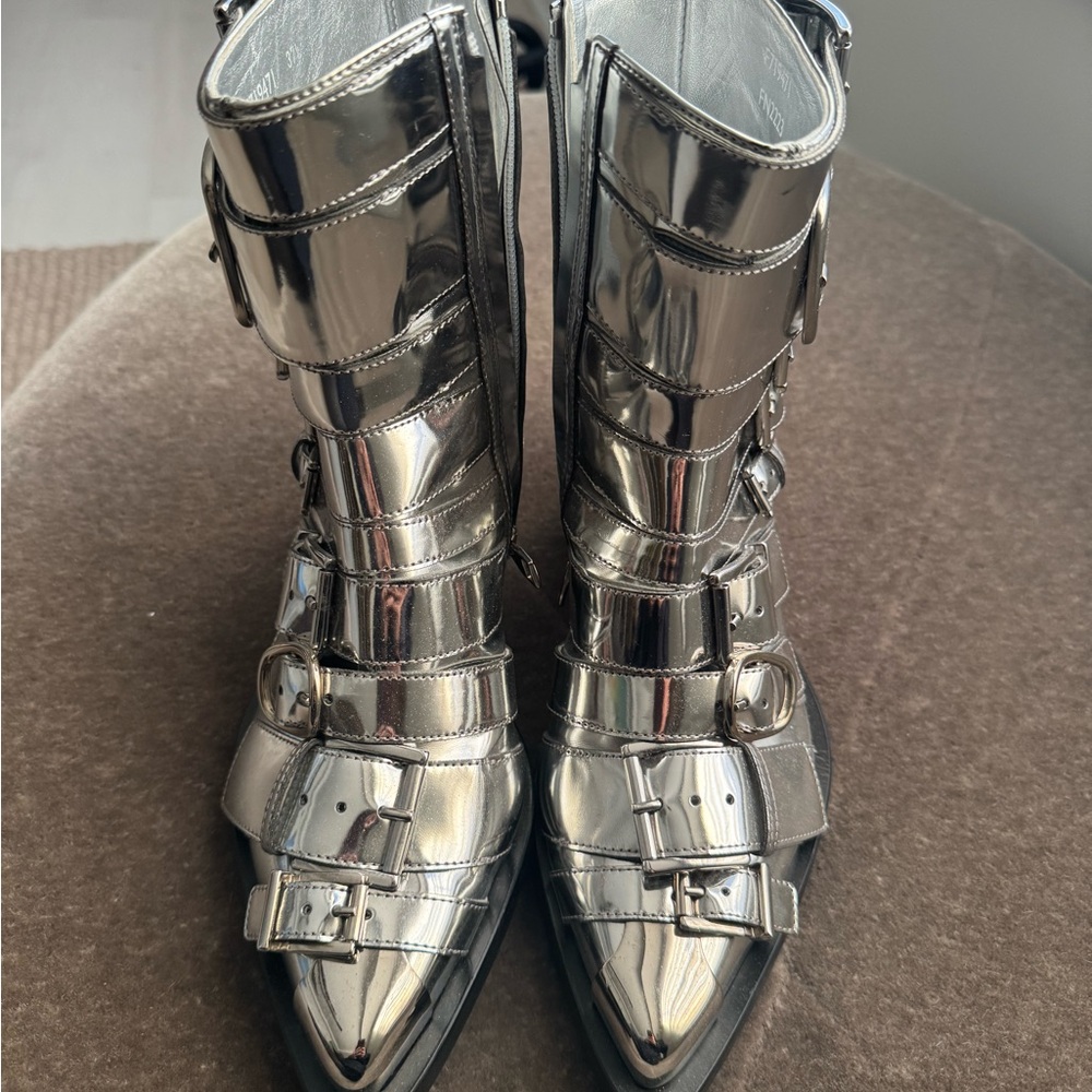 Alexander McQueen Silver Combat Boots - Picture 2 of 6